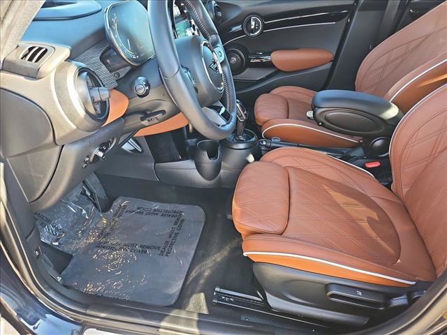 Certified 2024 MINI Cooper S FWD image 17
