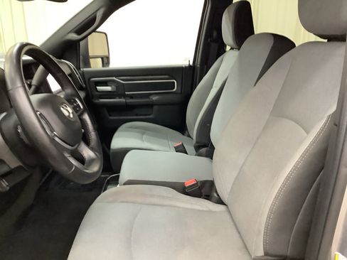 Used 2024 RAM 3500 Big Horn image 27