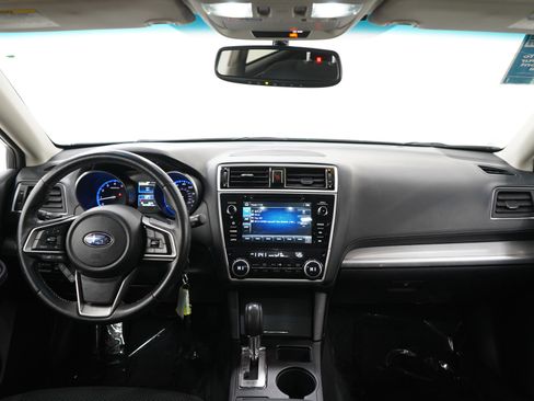 Used 2018 Subaru Outback 2.5i Premium AWD/4WD image 13