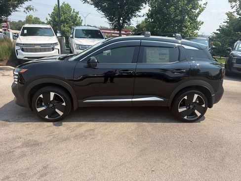 Certified 2026 Nissan Kicks SR w/ Cold Weather Package FWD image 4