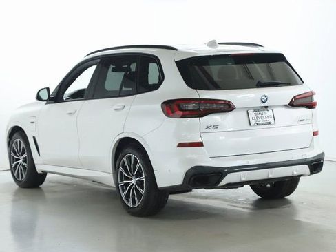 Certified 2022 BMW X5 xDrive45e w/ M Sport Package image 44