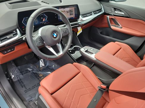 New 2026 BMW X1 xDrive28i w/ Technology Package AWD/4WD image 17