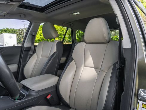 Used 2022 Subaru Outback Limited image 13