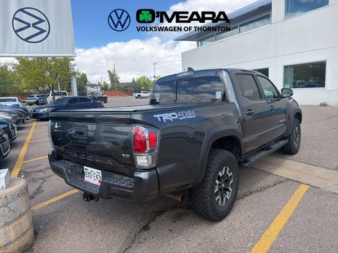 Used 2020 Toyota Tacoma TRD Off-Road w/ Technology Package AWD/4WD image 3