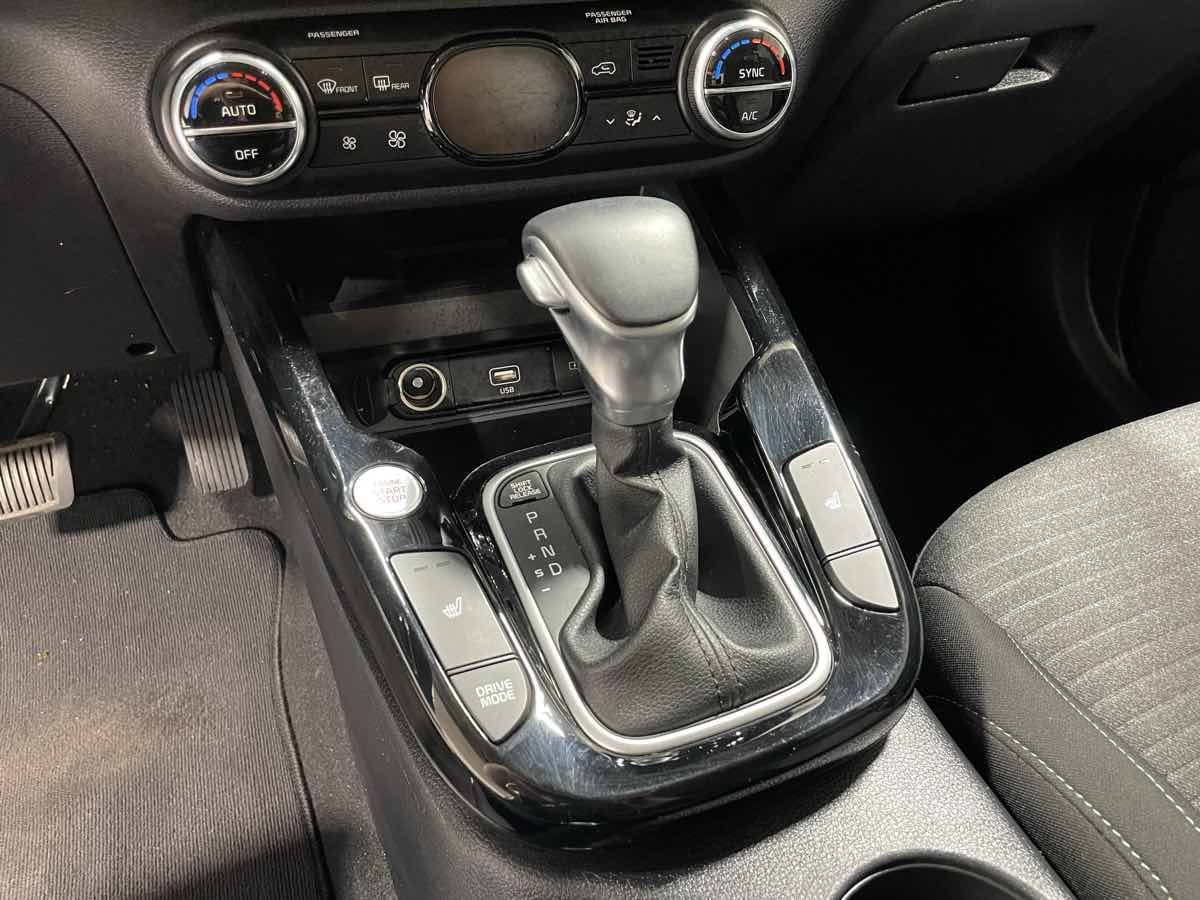 Used 2020 Kia Soul EX FWD image 12
