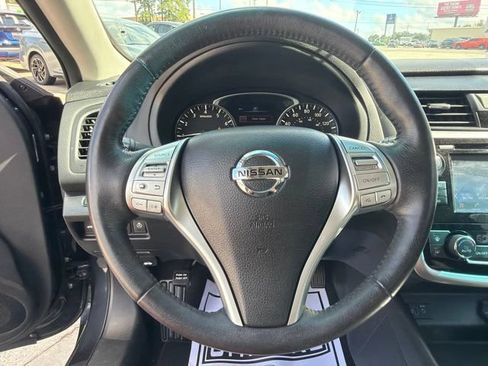 Used 2018 Nissan Altima 2.5 SV w/ 2.5 SV Technology Package FWD image 18