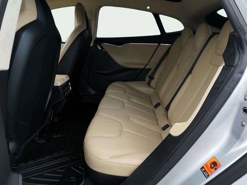 Used 2013 Tesla Model S RWD image 16