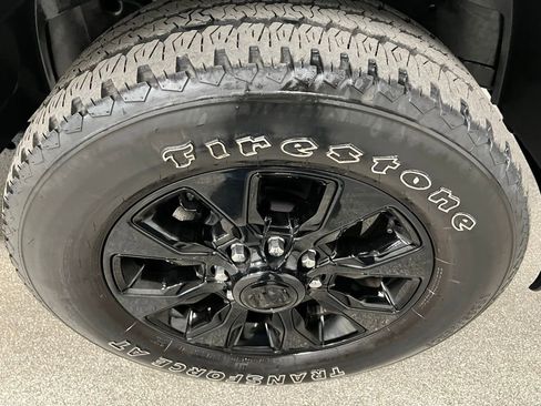 Used 2024 RAM 2500 Limited image 21