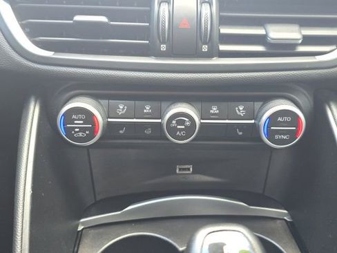 Used 2019 Alfa Romeo Giulia AWD w/ Nero Edizione image 11