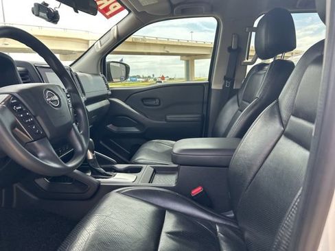 Used 2024 Nissan Frontier S w/ Technology Package AWD/4WD image 37