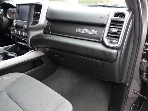 Used 2022 RAM 1500 Big Horn AWD/4WD image 36