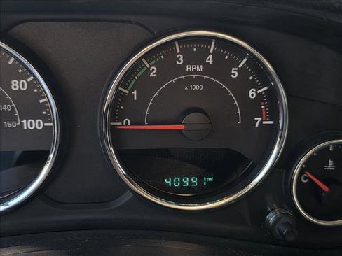 Used 2015 Jeep Wrangler Sport image 13