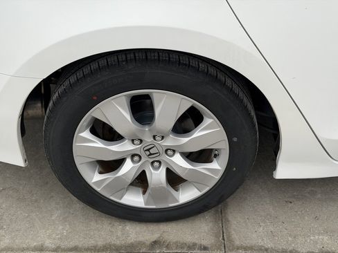 Used 2009 Honda Accord EX-L image 5