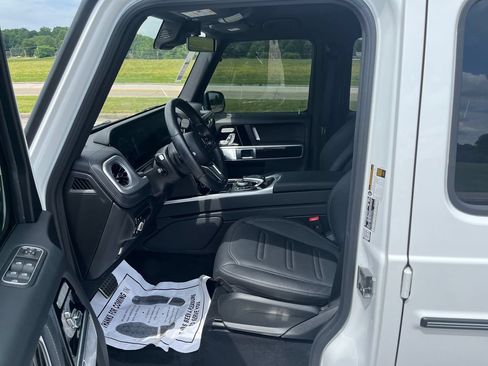 Used 2023 Mercedes-Benz G 550 image 9