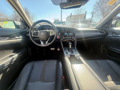 Used 2020 Honda Civic Touring image 22