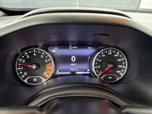 Used 2021 Jeep Renegade Latitude w/ Convenience Group image 16