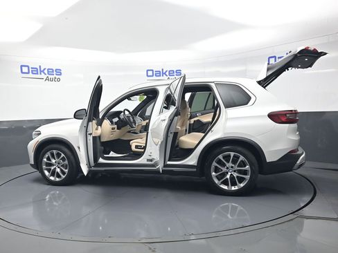 Used 2021 BMW X5 sDrive40i RWD image 56