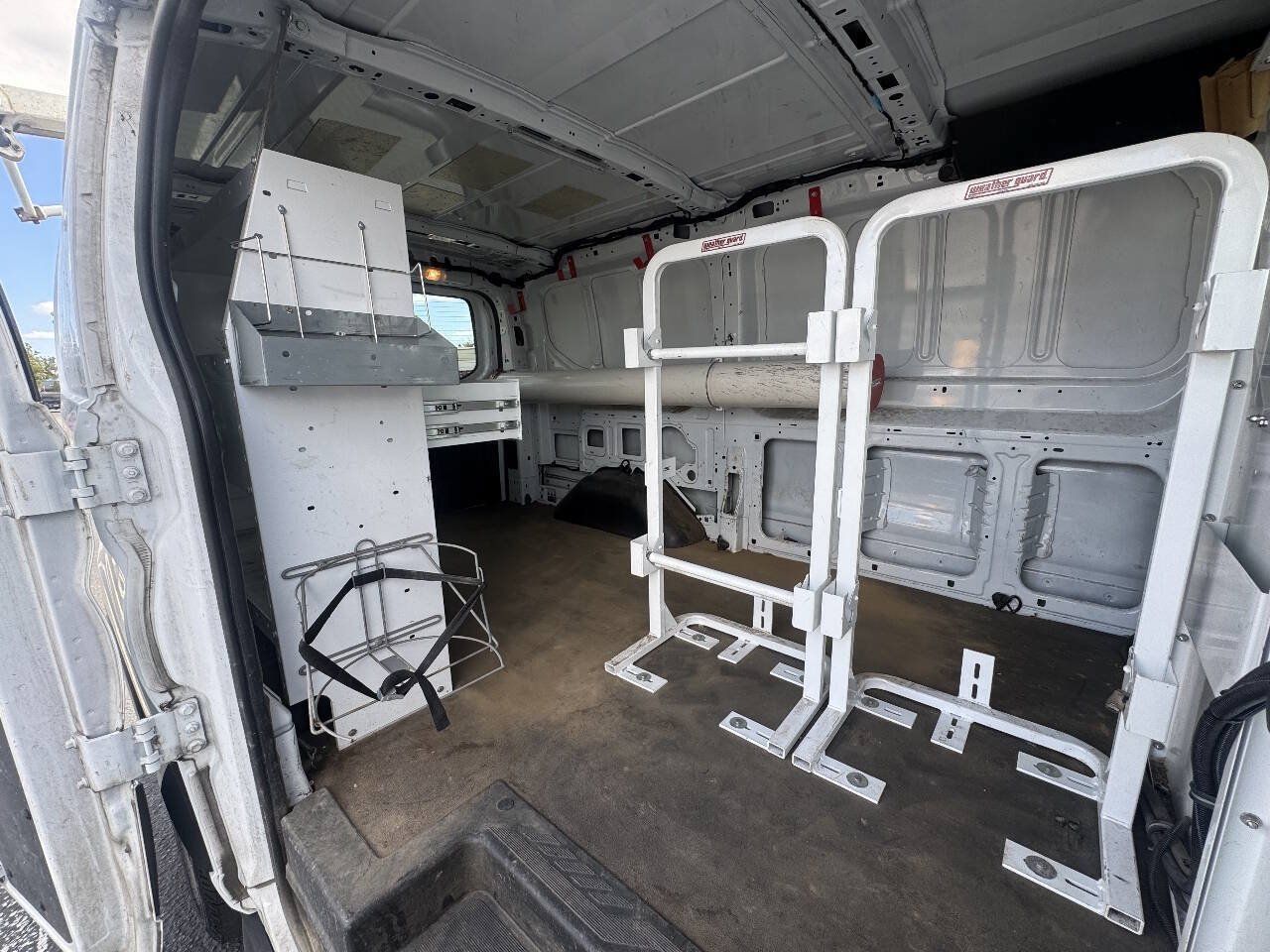 Used 2016 Ford Transit 150 130 Low Roof RWD image 7