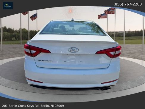 Used 2017 Hyundai Sonata SE FWD image 4