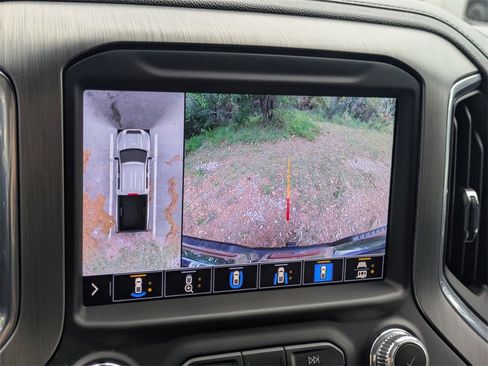 Used 2023 GMC Sierra 2500 Denali w/ Denali Black Diamond Edition image 22