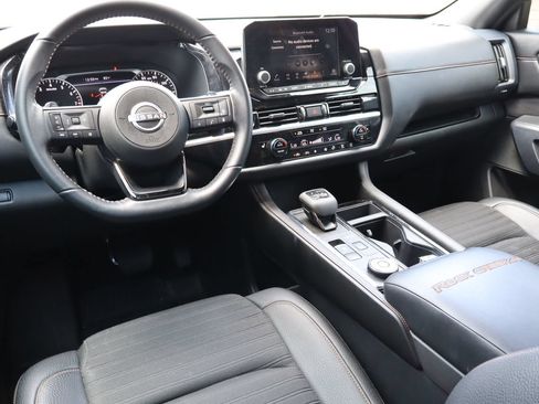 Used 2024 Nissan Pathfinder Rock Creek AWD/4WD image 4