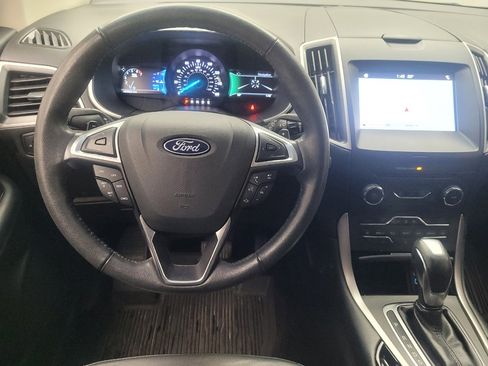 Used 2018 Ford Edge SEL w/ Equipment Group 201A AWD/4WD image 22