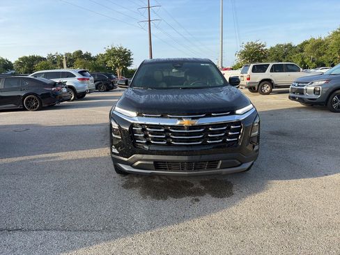 Used 2026 Chevrolet Equinox LT FWD image 8