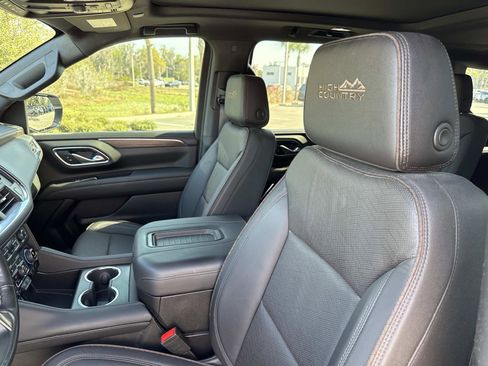 Used 2024 Chevrolet Suburban High Country w/ Max Trailering Package image 21