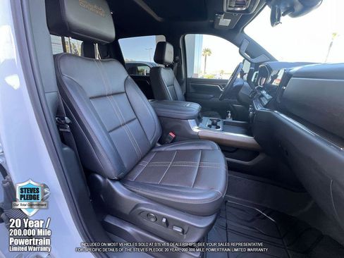 Certified 2024 Chevrolet Silverado 3500 High Country w/ High Country Premium Package image 33