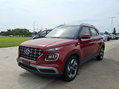 Certified 2025 Hyundai Venue SEL