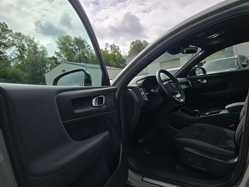 Used 2023 Volvo C40 P8 Recharge Ultimate w/ Protection Package Premier AWD/4WD image 21
