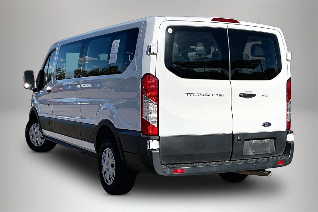 Used 2023 Ford Transit 350 XLT RWD image 4