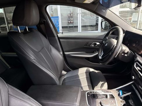 Used 2024 BMW 330i Sedan RWD image 10