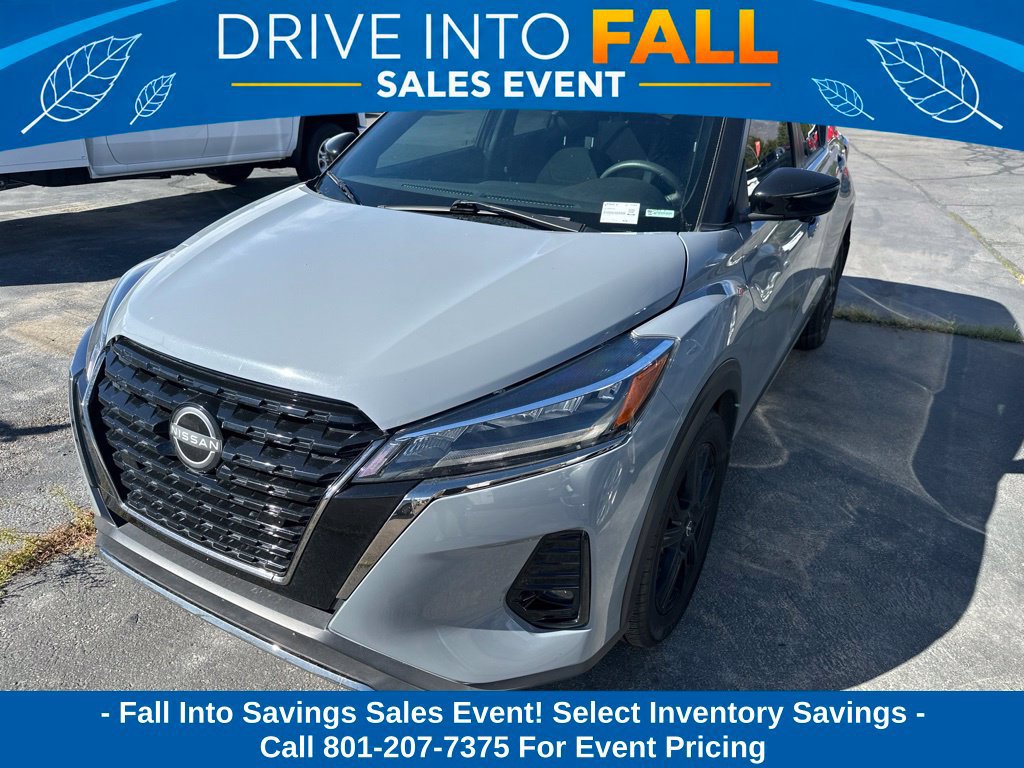 Used 2023 Nissan Kicks SR FWD image 1