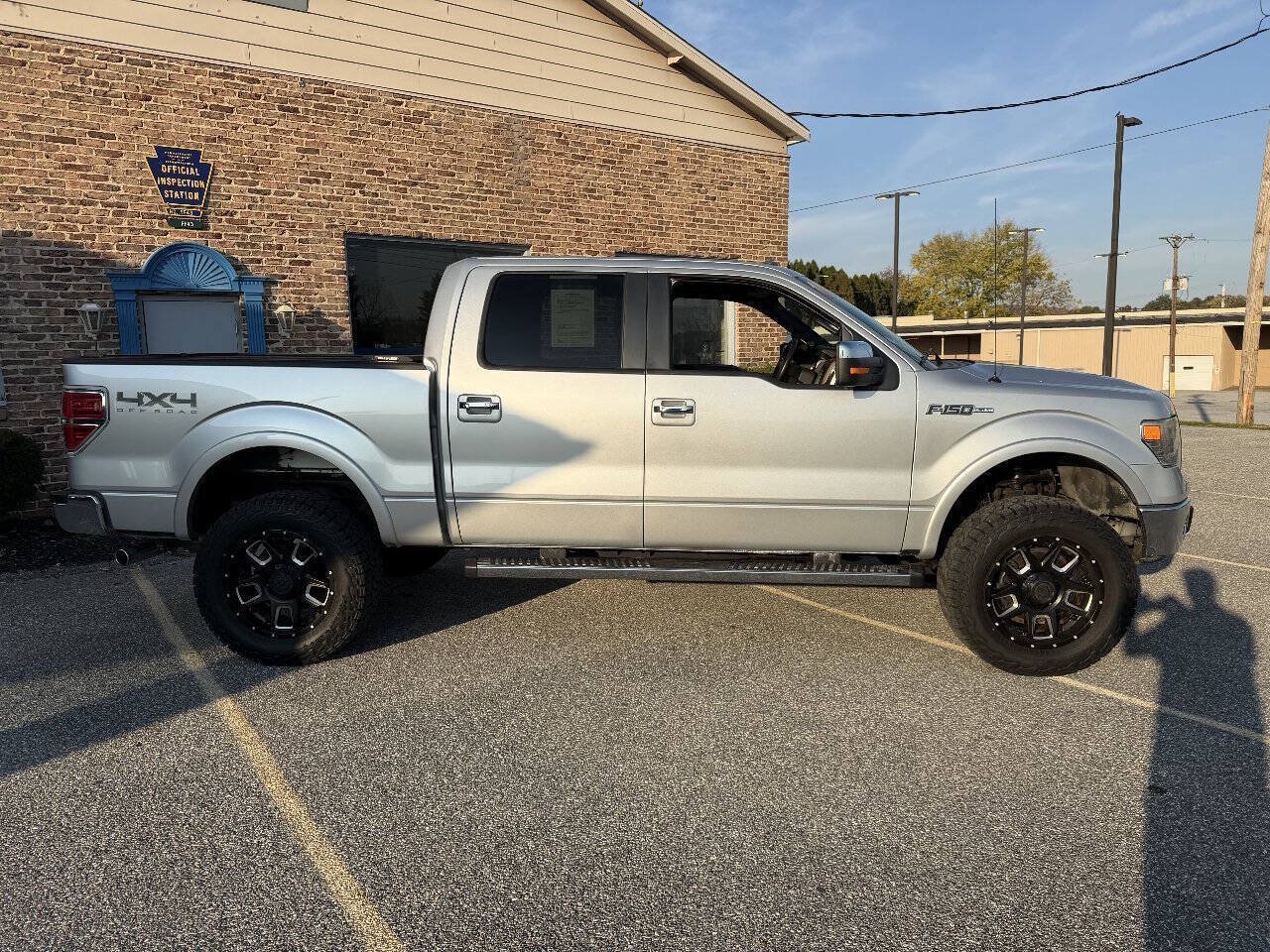 Used 2014 Ford F150 Lariat w/ Equipment Group 502A Luxury AWD/4WD image 2