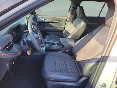 New 2025 Ford Explorer ST-Line w/ Premium Package image 9