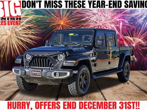 Used 2023 Jeep Gladiator Sport image 2