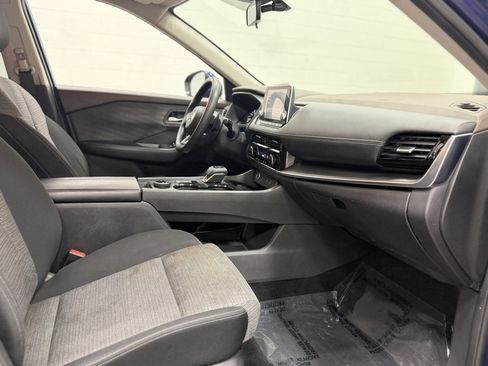 Used 2021 Nissan Rogue SV image 33