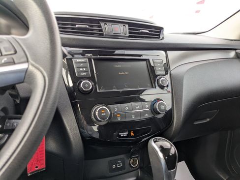 Certified 2020 Nissan Rogue Sport S image 20