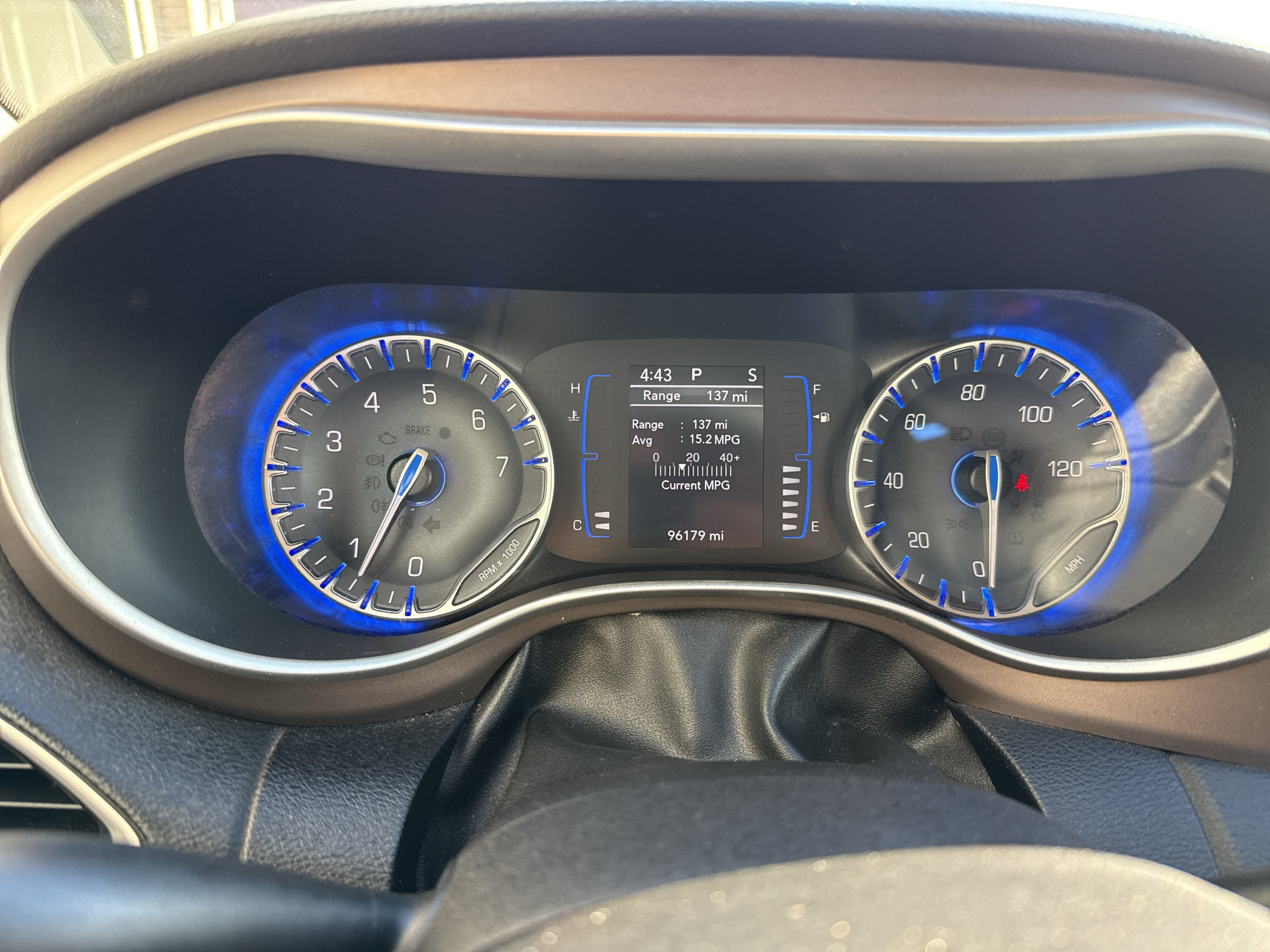 Used 2020 Chrysler Voyager Lxi FWD image 20