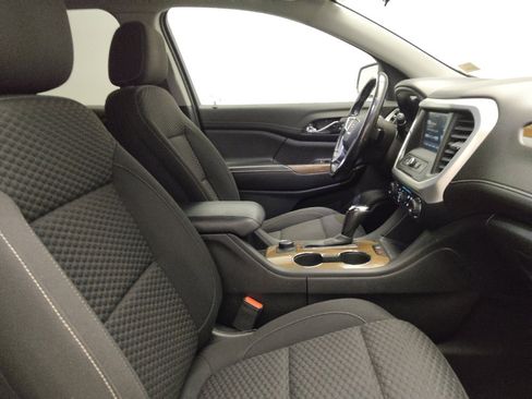 Used 2019 GMC Acadia SLE image 21