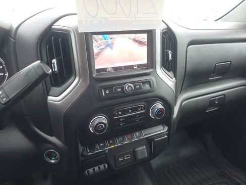 Used 2023 Chevrolet Silverado 1500 Custom image 18