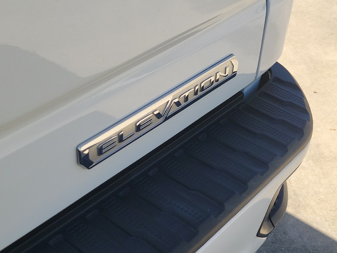 Certified 2023 GMC Sierra 1500 Elevation RWD image 7