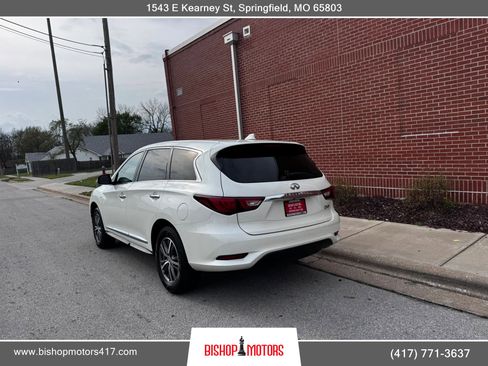 Used 2017 INFINITI QX60 Luxe image 3