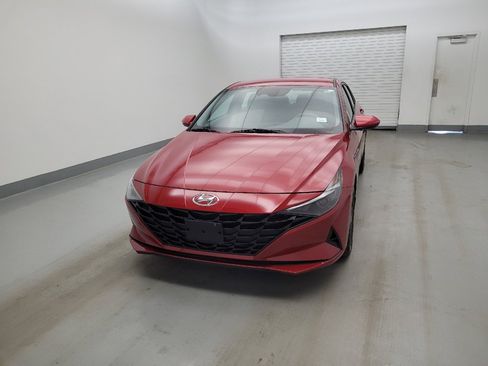 Used 2023 Hyundai Elantra SEL FWD image 15