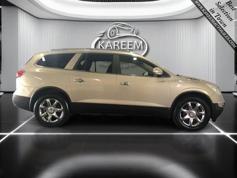 Used 2008 Buick Enclave CXL w/ Entertainment Package #3 image 4