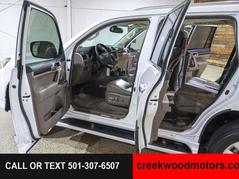 Used 2015 Lexus GX 460 Luxury AWD/4WD image 40