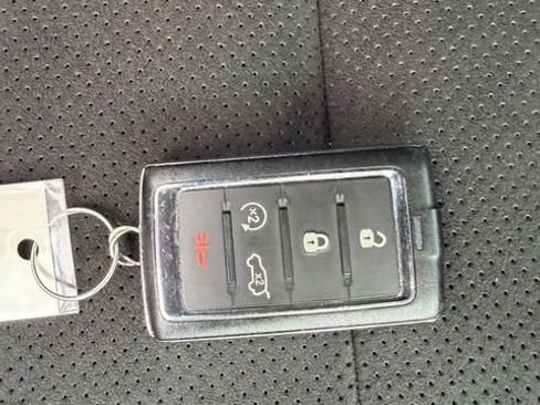 Used 2023 Jeep Grand Cherokee L Laredo AWD/4WD image 24