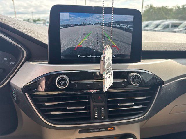 Used 2020 Ford Escape SE FWD image 16