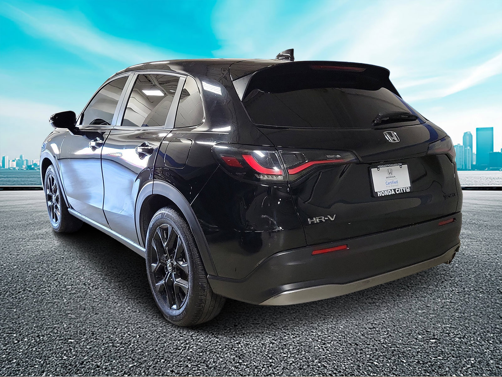 Certified 2025 Honda HR-V Sport image 3